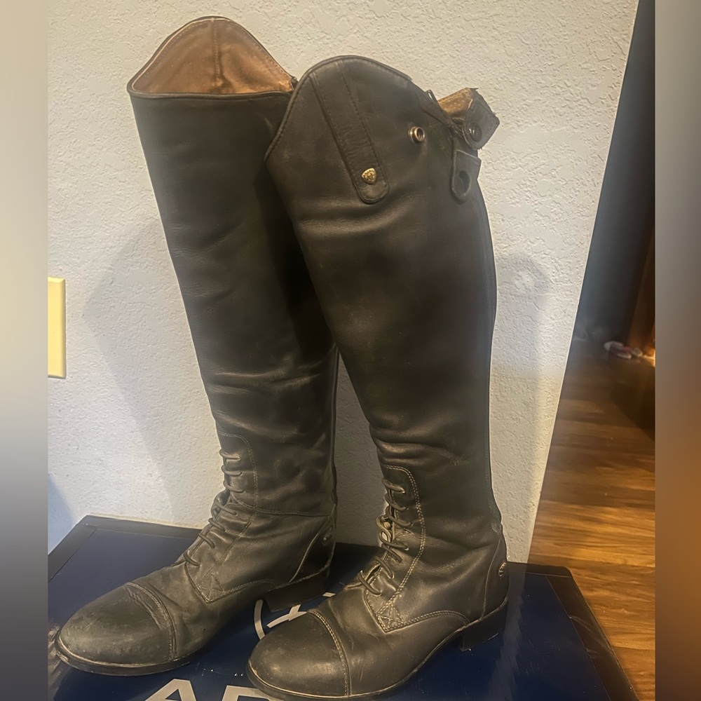 Ariat Heritage Contour Field Boots (8, reg height, slim calf)